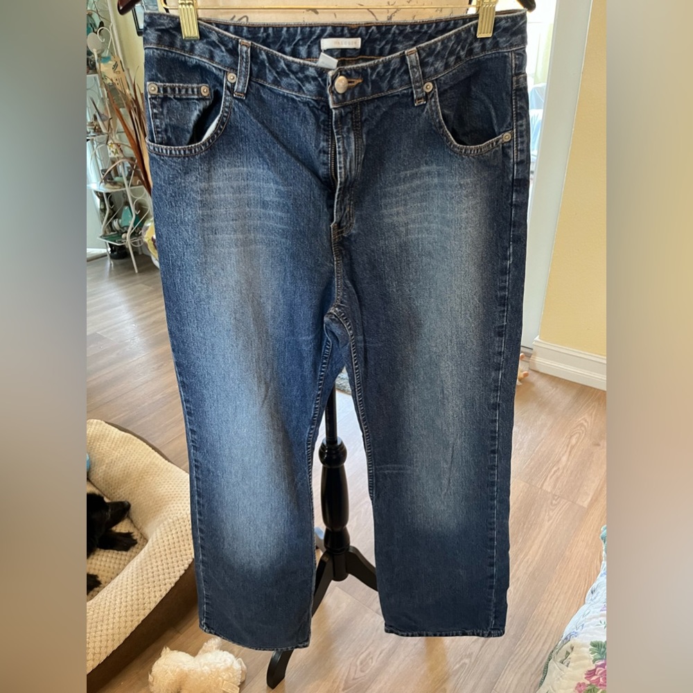 12 L halogen like new cute jeans! #20